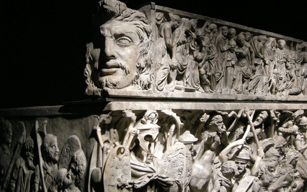 Historia de los enterramientos: féretros, arcas o ataúdes