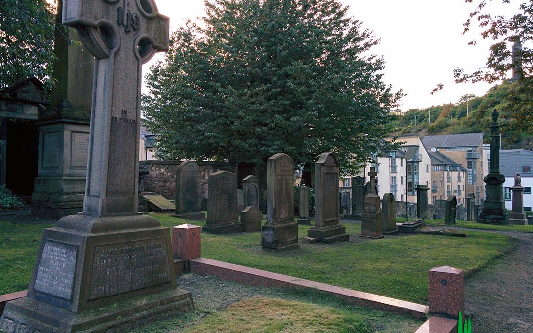 Cementerio de Canongate Kirk, Edimburgo