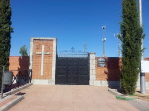 Cementerio parroquial de Sevilla la Nueva