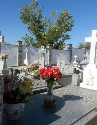 Cementerio parroquial de Sevilla la Nueva