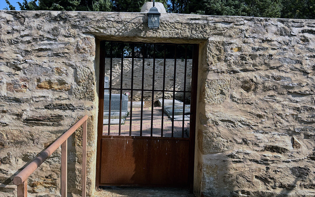 Cementerio municipal de Madarcos