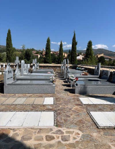 Cementerio municipal de Horcajuelo de la Sierra