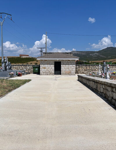 Cementerio de Robledillo de la Jara