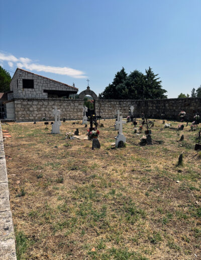 Cementerio de Robledillo de la Jara