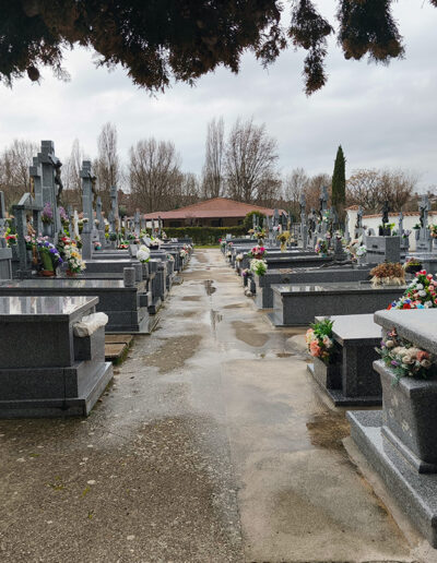 Cementerio de Loeches