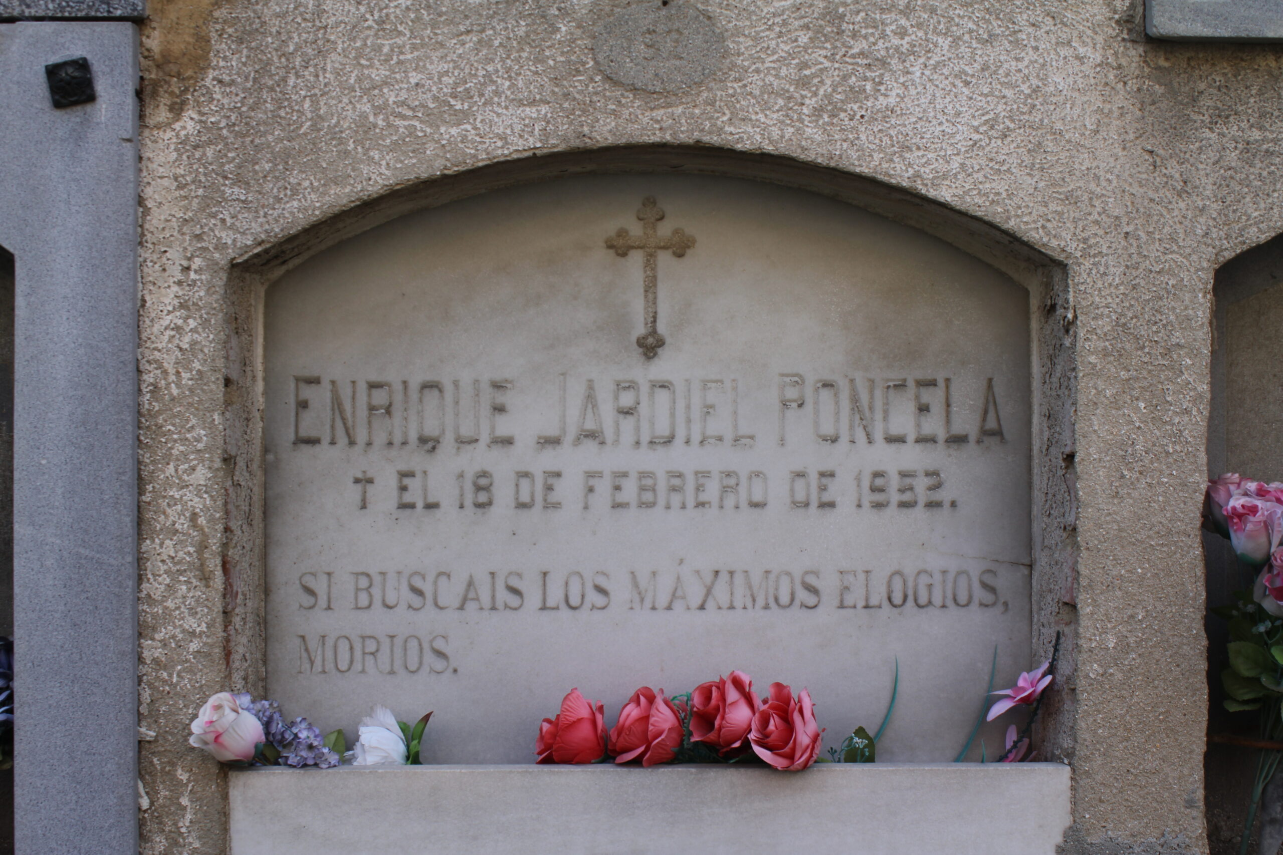 Tumba Jardiel Poncela