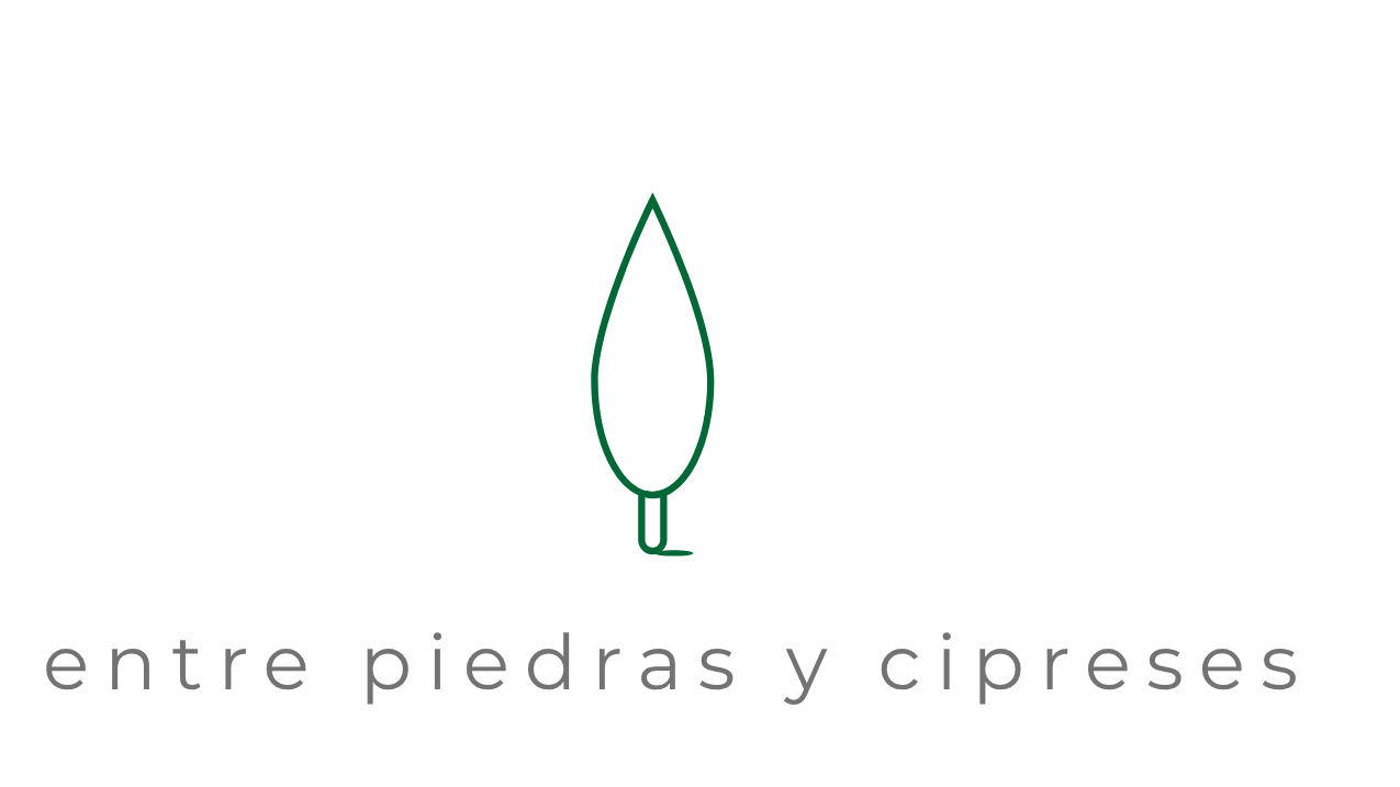 Entre piedras y cipreses